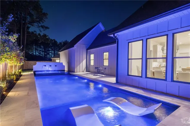 $999,000 | 407 Rue Charlotte, Covington, LA 70433