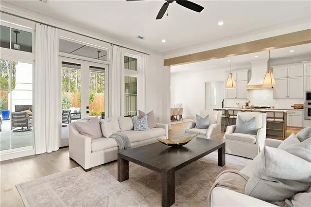 $999,000 | 407 Rue Charlotte, Covington, LA 70433