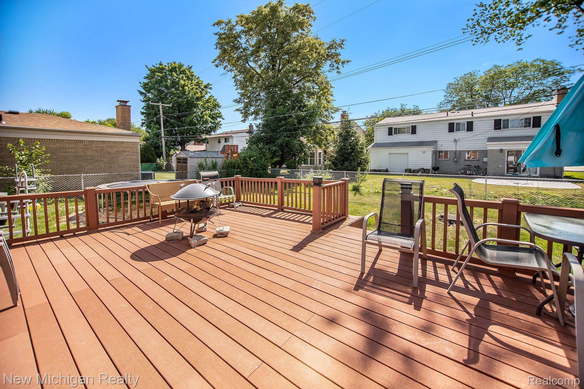 32309 Kelly Road Fraser, MI 48026 - Photo 6 of 21 Gallery Image 6