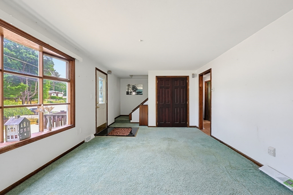 19 Indian Road Holbrook, MA 02343 - Photo 8 of 24
