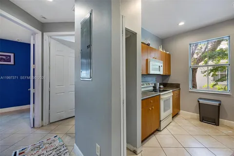 $305,000 | 990 Northeast 42nd Place, Homestead, FL 33033