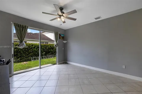 $305,000 | 990 Northeast 42nd Place, Homestead, FL 33033