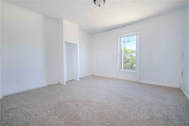 $1,600 | 50 East 4th Street, Oswego, NY 13126