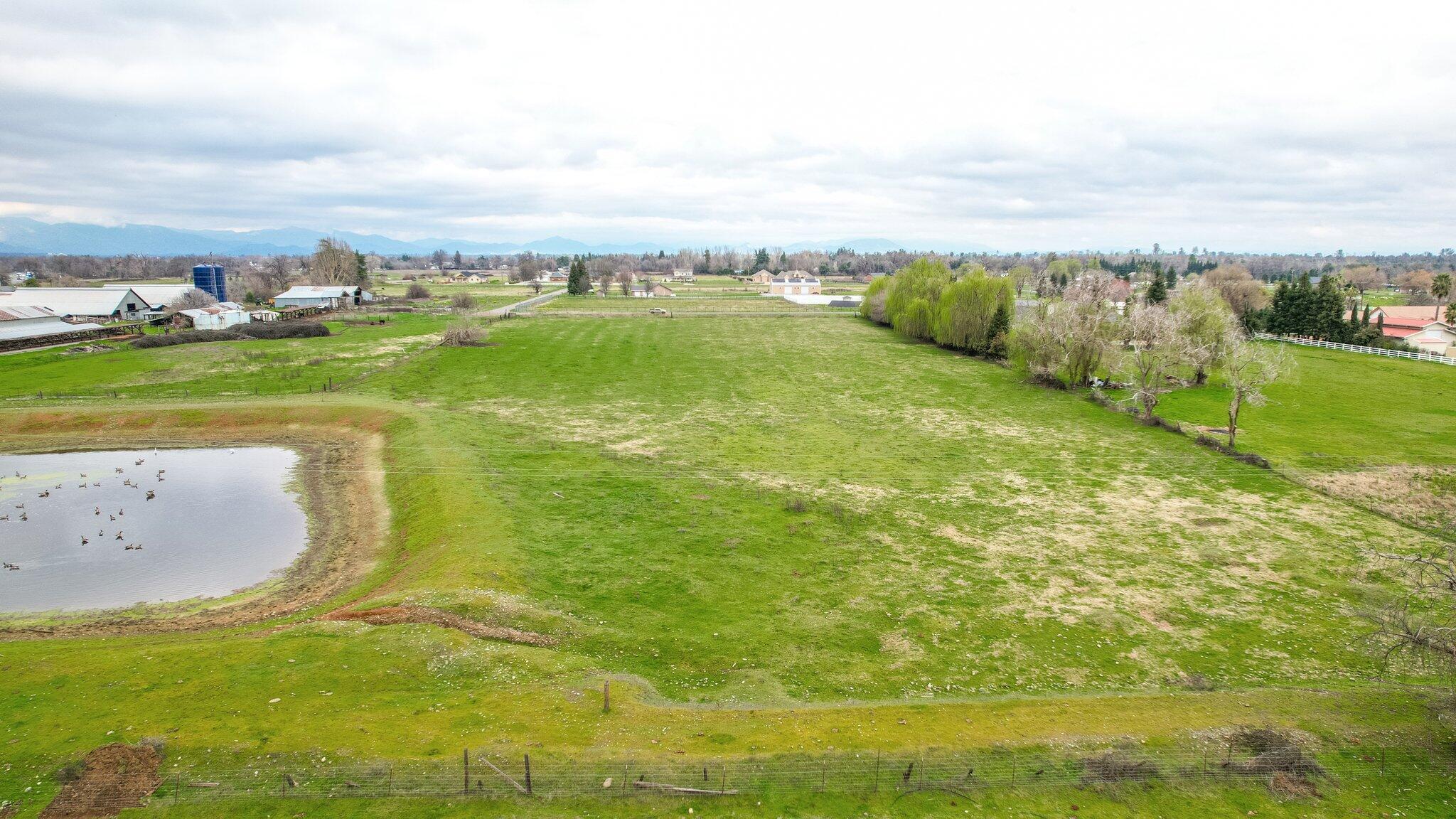 Milky Way Redding, CA 96002 - Photo 7 of 16 a view of an ocean from a building