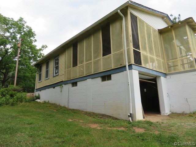 12700 Nash Road Chesterfield, VA 23838 - Photo 28 of 50 a view of an entrance of the house