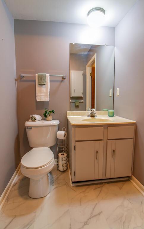 1206 Crescent Heights Road Marion, OH 43302 - Photo 11 of 21 Bath1.1