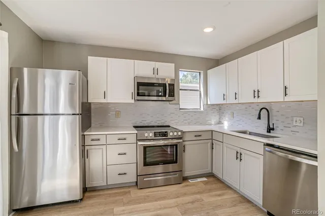 $292,500 | 9605 East Kansas Circle, Unit 55, Denver, CO 80247