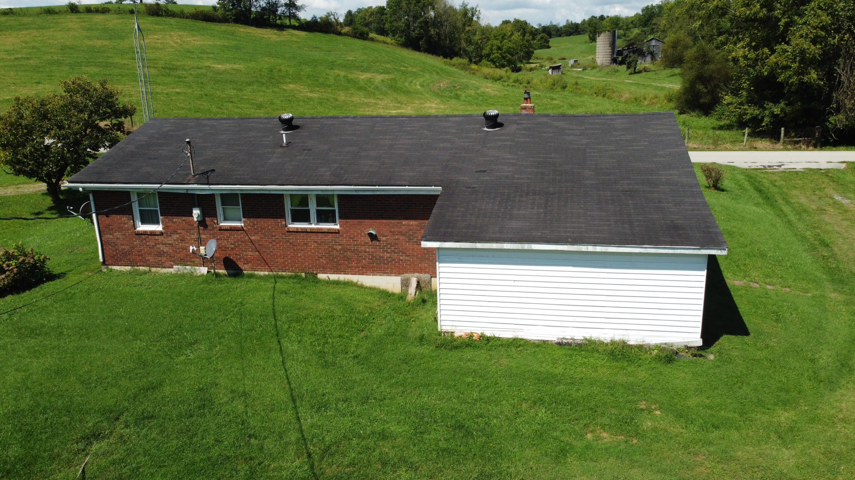 676 Plum Lick Road Paris, KY 40361 - Photo 6 of 31 DJI_0585