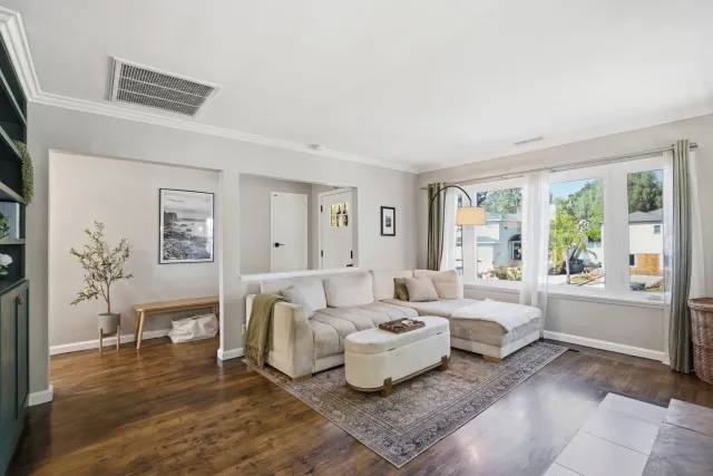 $900,000 | 135 East 10th Avenue, Escondido, CA 92025