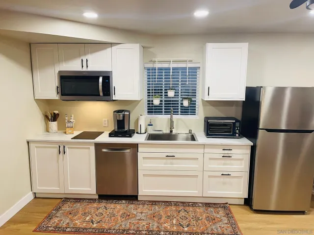 $900,000 | 135 East 10th Avenue, Escondido, CA 92025