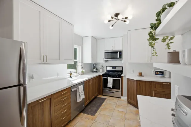 $900,000 | 135 East 10th Avenue, Escondido, CA 92025