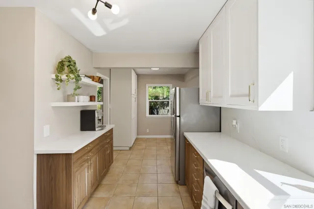 $900,000 | 135 East 10th Avenue, Escondido, CA 92025