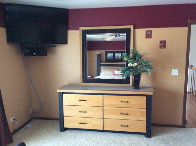 729 Rockhurst Road Bolingbrook, IL 60440 - Photo 10 of 20 a view of room with a potted plant on the counter and cabinets