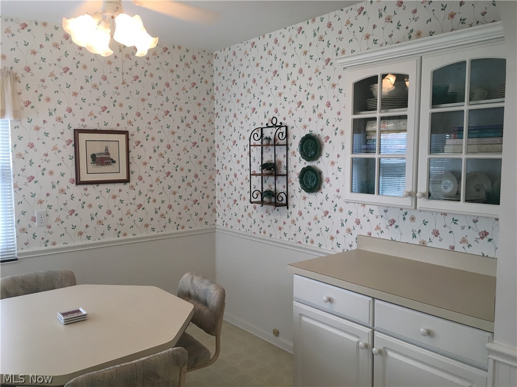 1900 Stabler Road Akron, OH 44313 - Photo 4 of 34 Gallery Image 4