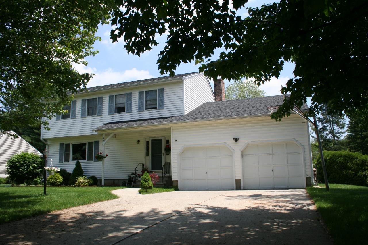93 Winesap Road Pittsfield, MA 01201 - Photo 1 of 9 Front View