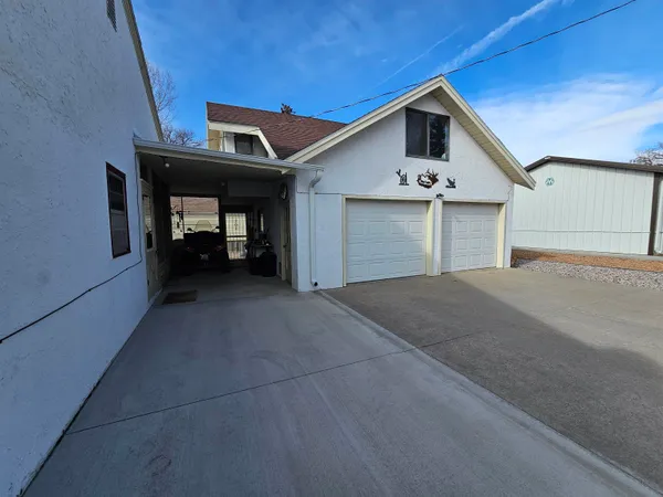 $250,000 | 416 East 26th Avenue, Torrington, WY 82240