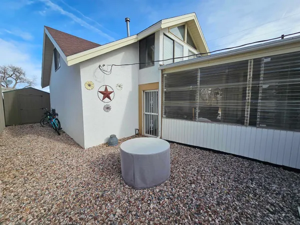 $250,000 | 416 East 26th Avenue, Torrington, WY 82240