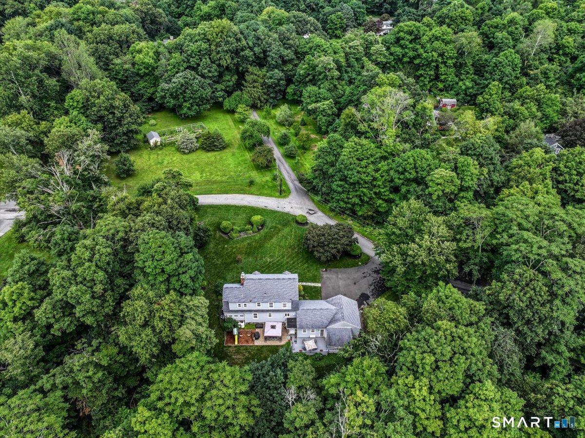 10 North Beech Tree Road Brookfield, CT 06804 - Photo 37 of 39 Gallery Image 37