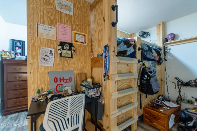 $290,000 | 206 Hominy Court, Hubert, NC 28539