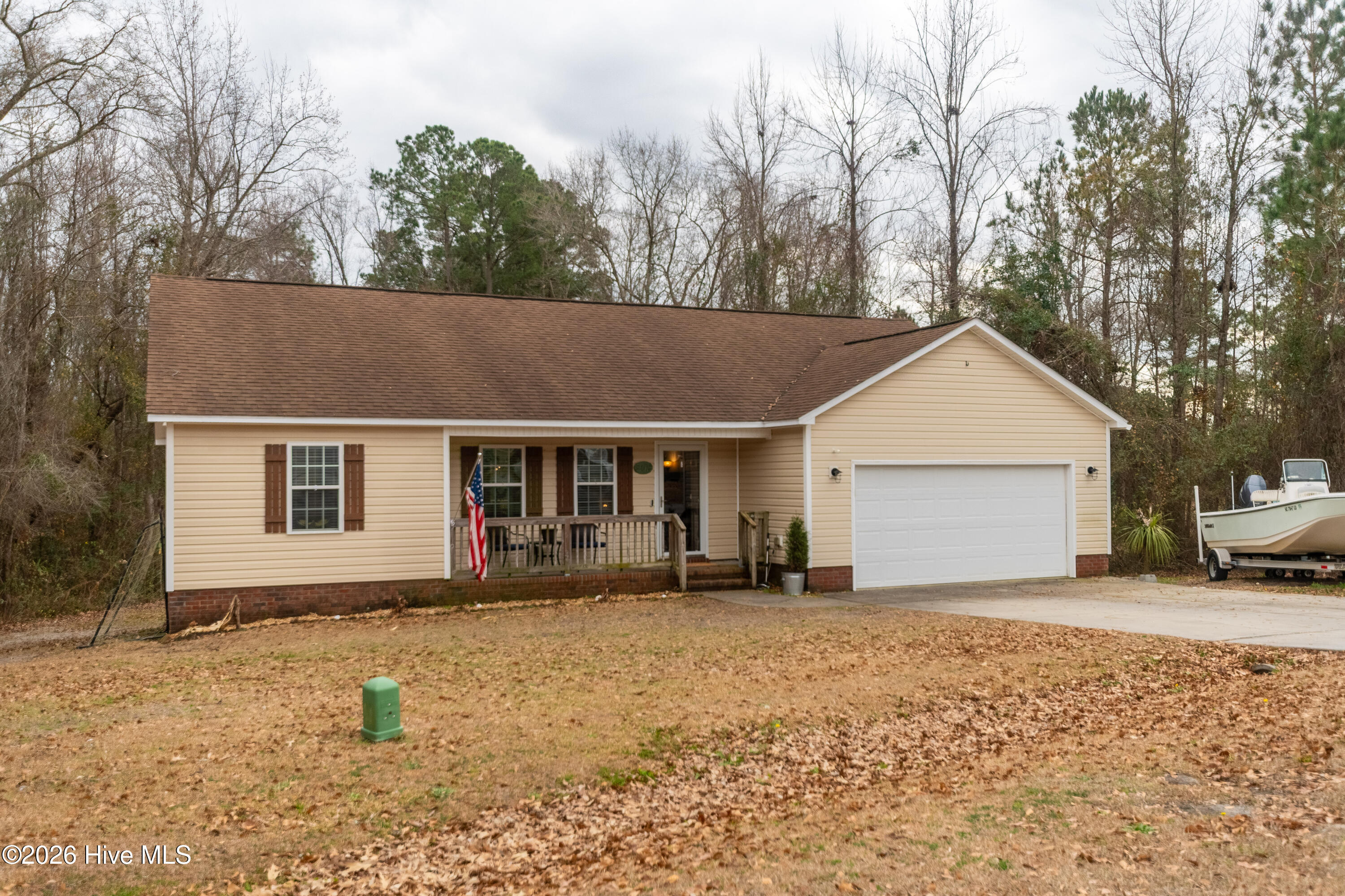 206 Hominy Court Hubert, NC 28539 - Photo 2 of 27 Front