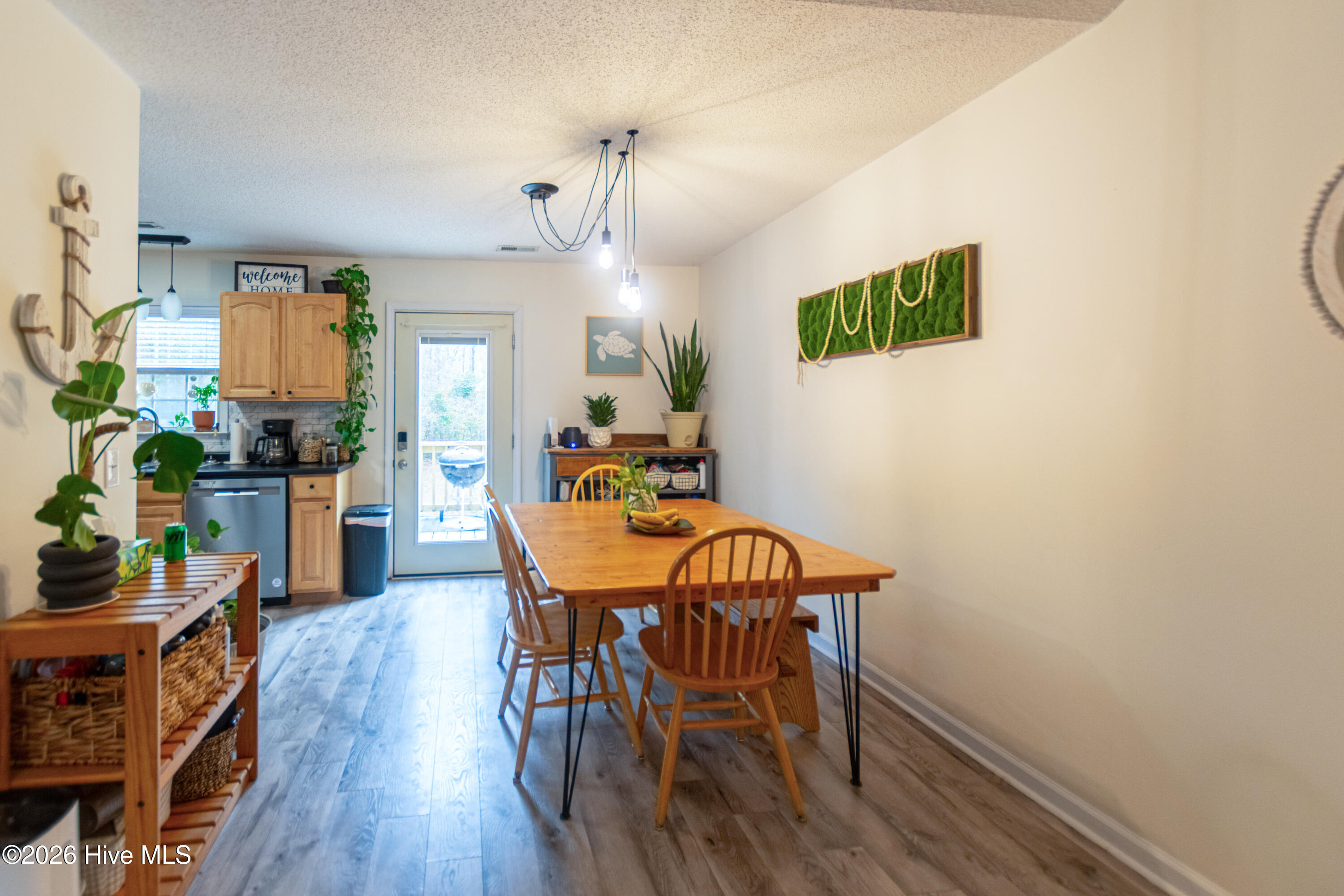 206 Hominy Court Hubert, NC 28539 - Photo 5 of 27 Dining