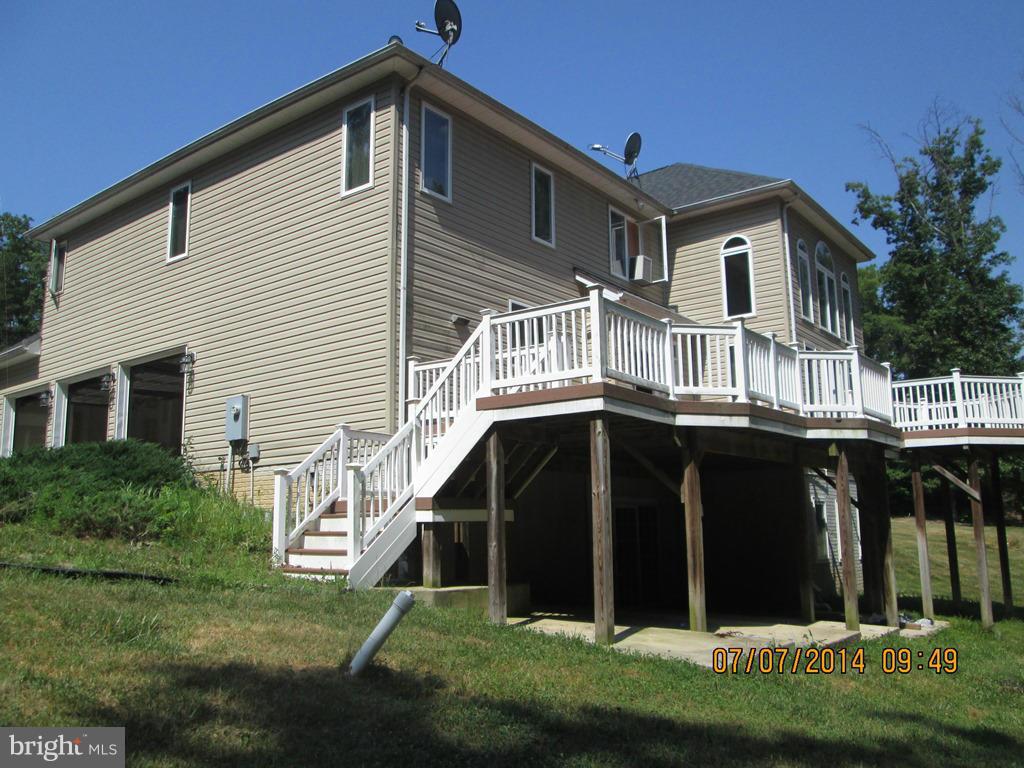 11340 Cross Rd Trail Brandywine, MD 20613 - Photo 4 of 25 Exterior (Rear)
