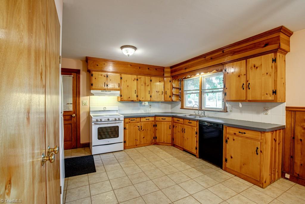 716 Midway School Road Lexington, NC 27295 - Photo 22 of 45 Gallery Image 22