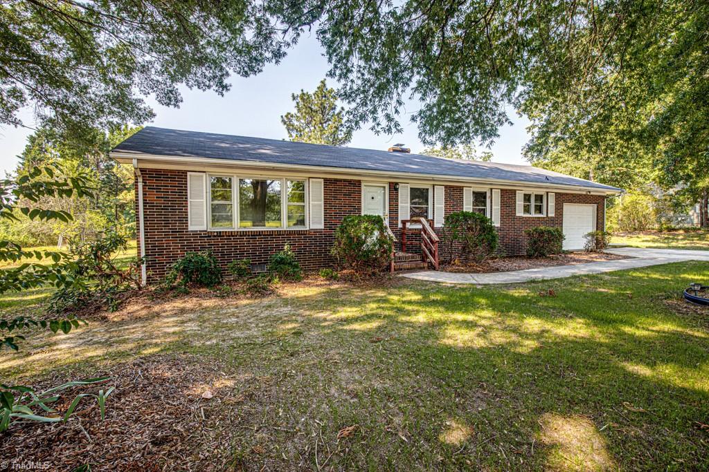 716 Midway School Road Lexington, NC 27295 - Photo 5 of 45 Gallery Image 5