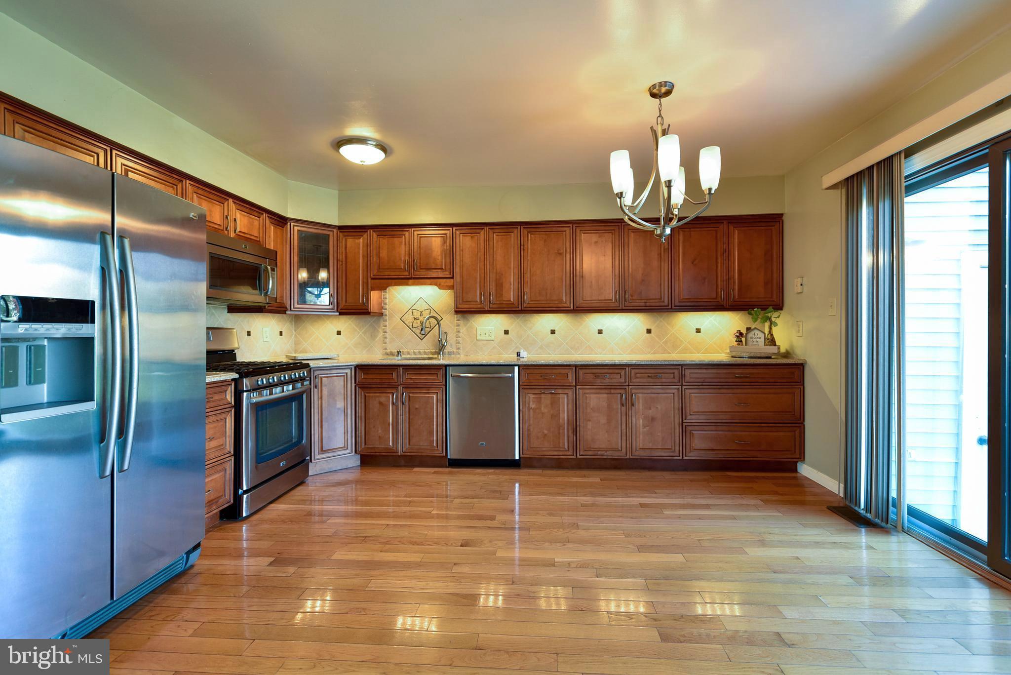 10 Riesling Court Marlton, NJ 08053 - Photo 5 of 34