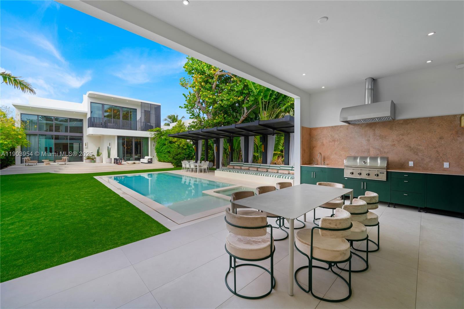 2053 North Bay Road Miami Beach, FL 33140 - Photo 15 of 99 Summer Kitchen