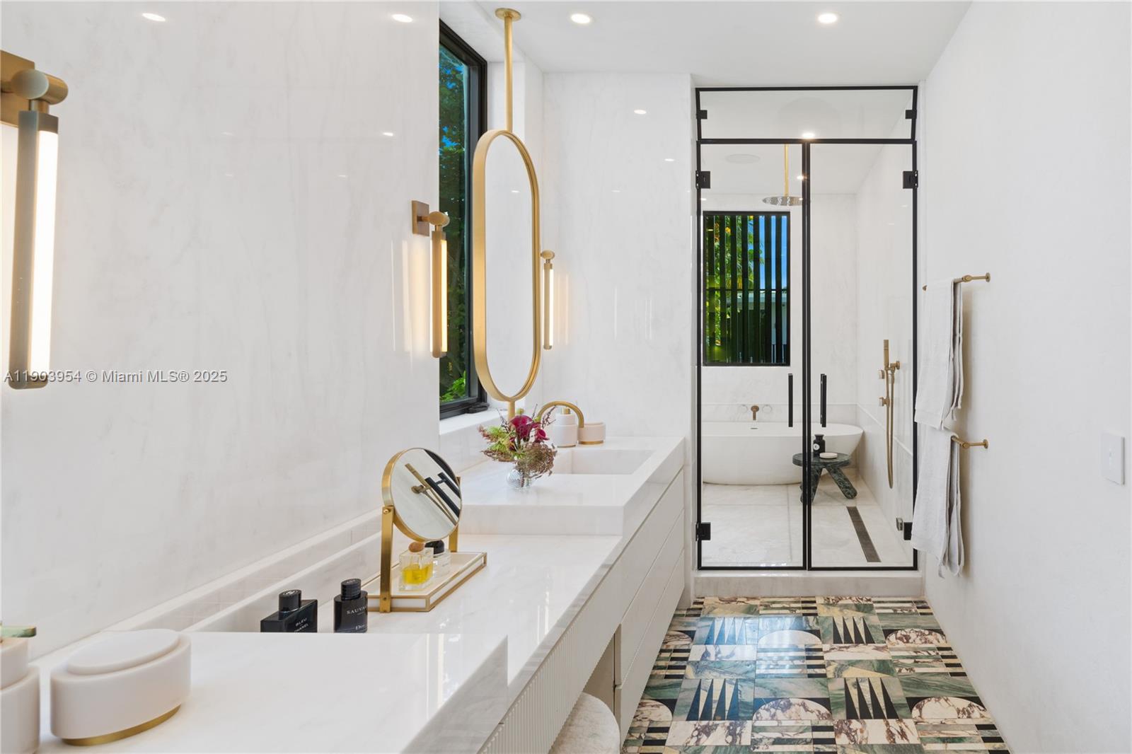 2053 North Bay Road Miami Beach, FL 33140 - Photo 48 of 99