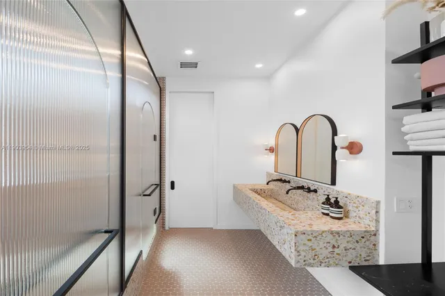 $26,500,000 | 2053 North Bay Road, Miami Beach, FL 33140