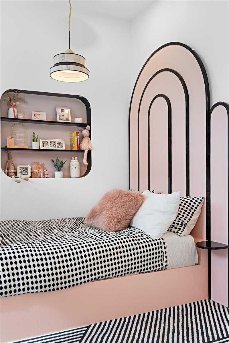 2053 North Bay Road Miami Beach, FL 33140 - Photo 54 of 99