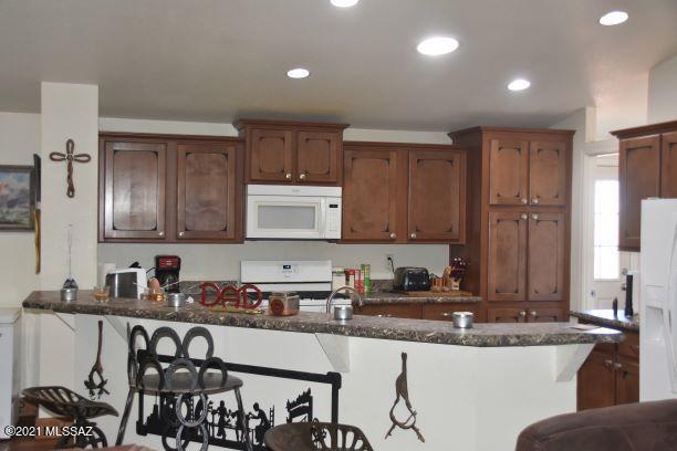 180 County Road Concho, AZ 85924 - Photo 11 of 40