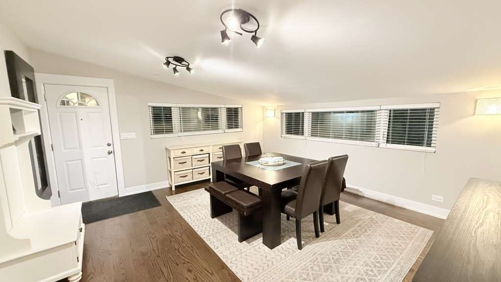 7020 West Wright Terrace Niles, IL 60714 - Photo 11 of 25