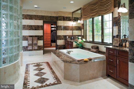 11313 Marlboro Ridge Road Upper Marlboro, MD 20772 - Photo 8 of 16 Malvern Master Bath
