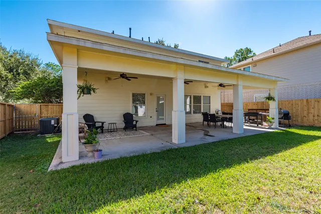 $344,900 | 9331 Stoneridge Canyon Lane, Houston, TX 77089