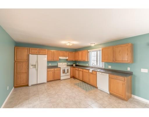 262 Sterling Street Fall River, MA 02721 - Photo 8 of 30 Gallery Image 8