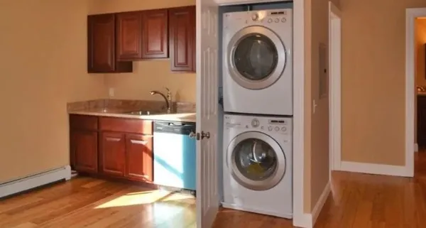 $2,300 | 298 Wickenden Street, Unit 5, Providence, RI 02903