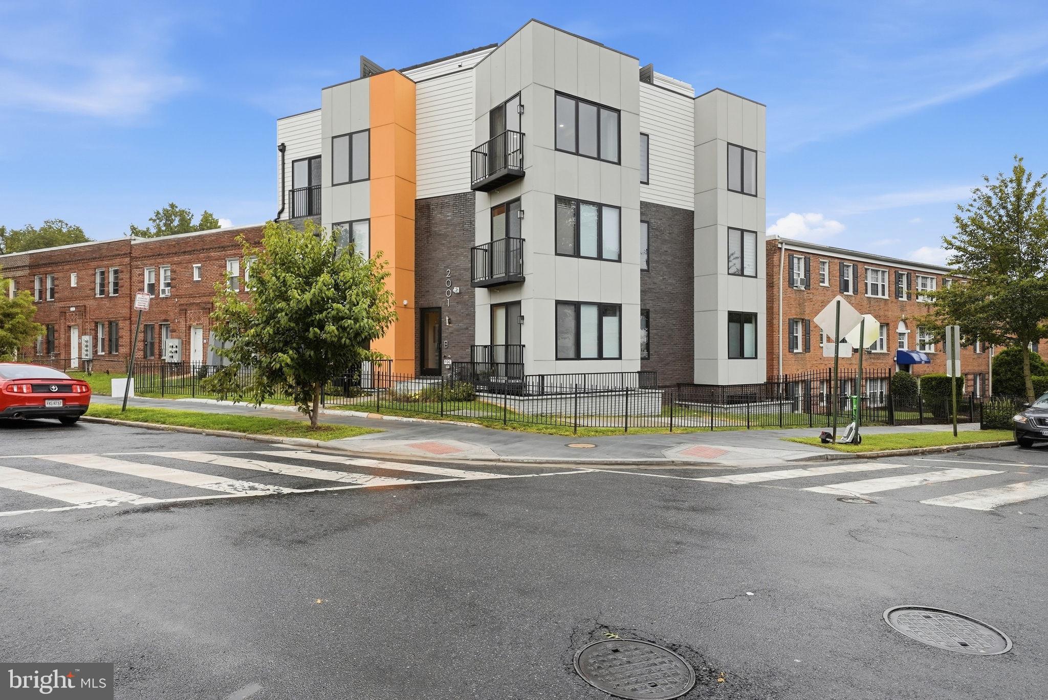 2001 I Street Northeast, Unit 10 Washington, DC 20002 - Photo 3 of 35 Gallery Image 3