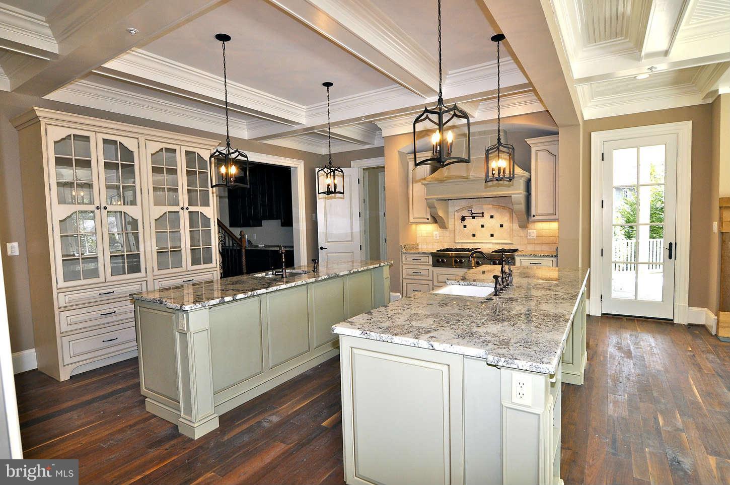 6908 Blaisdell Road Bethesda, MD 20817 - Photo 5 of 30 Kitchen