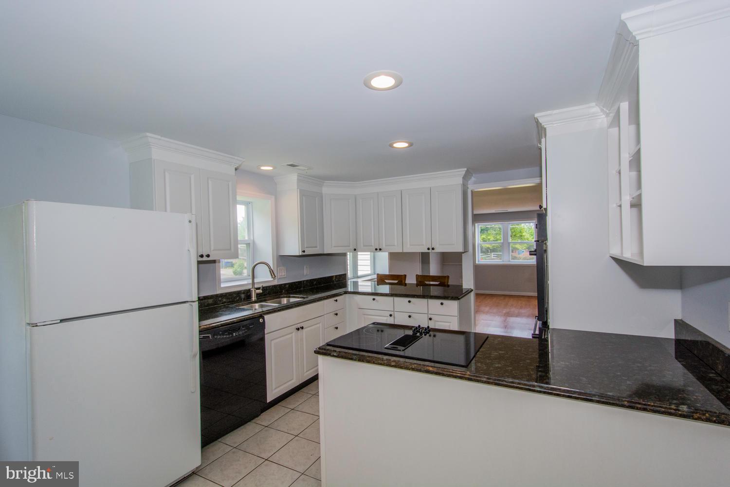6034 Bartonsville Road Frederick, MD 21704 - Photo 22 of 56 Kitchen