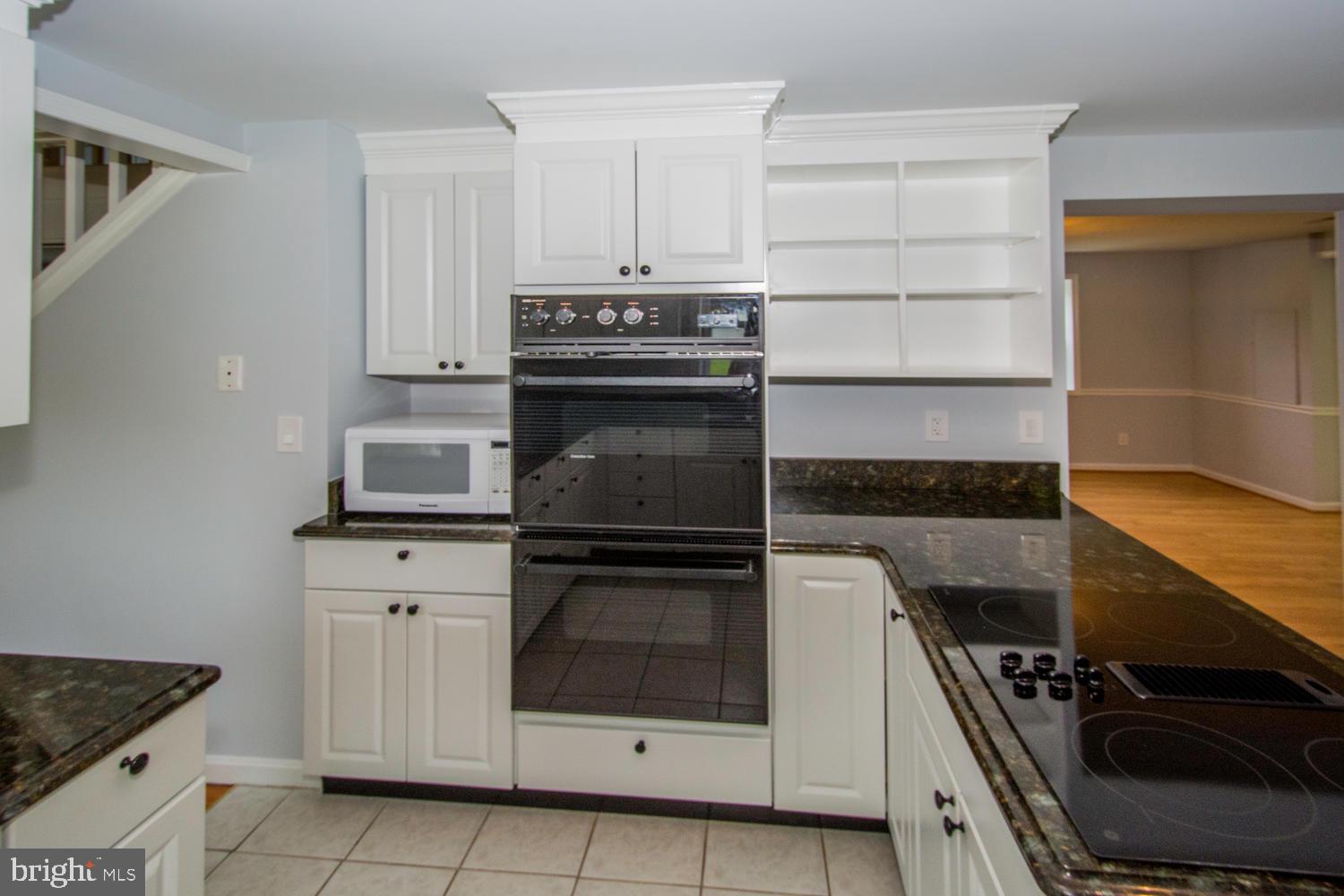 6034 Bartonsville Road Frederick, MD 21704 - Photo 5 of 56 Kitchen