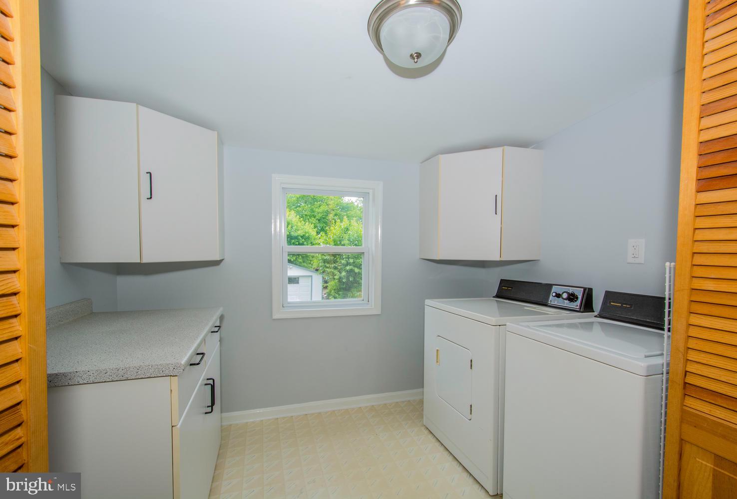 6034 Bartonsville Road Frederick, MD 21704 - Photo 47 of 56 Washer/Dryer Room