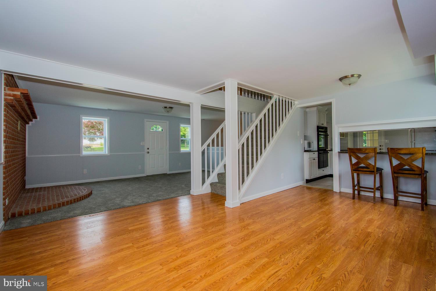 6034 Bartonsville Road Frederick, MD 21704 - Photo 9 of 56