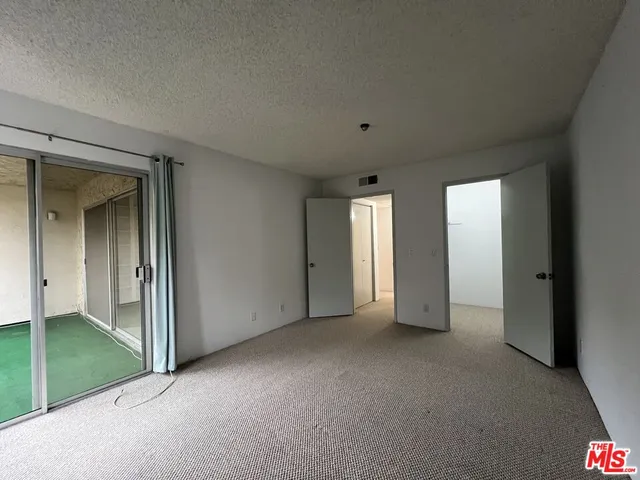 $2,500 | 1115 Raintree Circle, Culver City, CA 90230