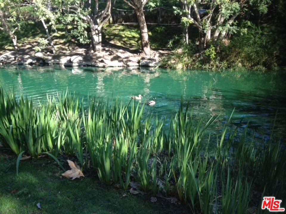 1115 Raintree Circle Culver City, CA 90230 - Photo 5 of 14