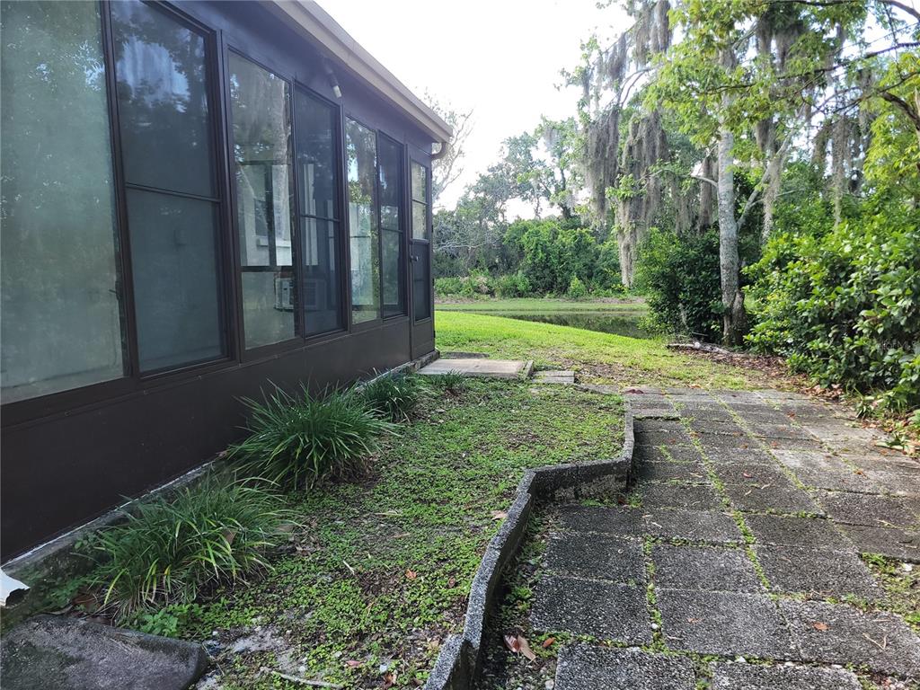 9110 Via Recreo New Port Richey, FL 34655 - Photo 23 of 32