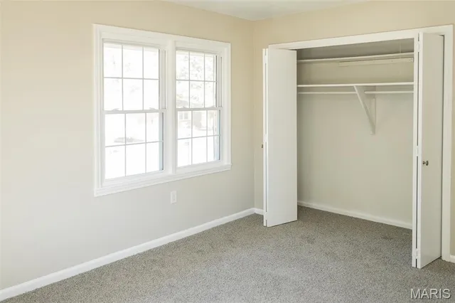 $184,900 | 210 Plum Street, St. Elizabeth, MO 65075