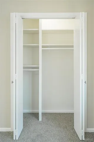 $184,900 | 210 Plum Street, St. Elizabeth, MO 65075